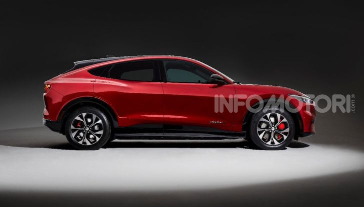 Mustang Mach-E, il primo SUV elettrico di Ford - Foto 20 di 20