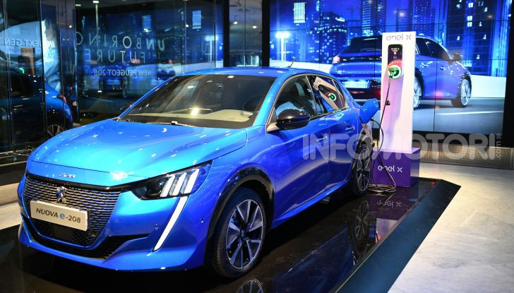 Mobilità sostenibile e smart city, le frontiere della mobilità secondo Peugeot - Foto 1 di 5