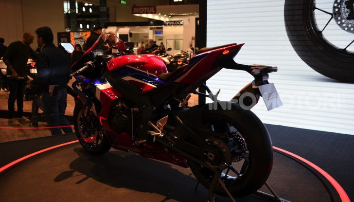 Honda CBR1000RR-R 2020: la nuova Superbike della Casa dell’Ala, anche in versione SP - Foto 23 di 42