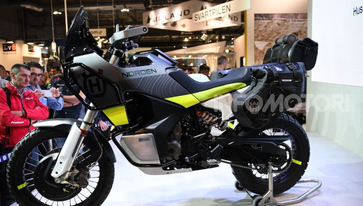 Husqvarna 901 Norden, concept adventure ad EICMA 2019 - Foto 6 di 9