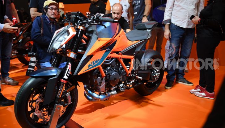 KTM 1290 Superduke R 2020: la “Bestia” arancione, atto terzo - Foto 1 di 8