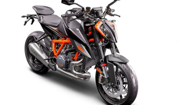 KTM 1290 Superduke R 2020: la “Bestia” arancione, atto terzo - Foto 7 di 8