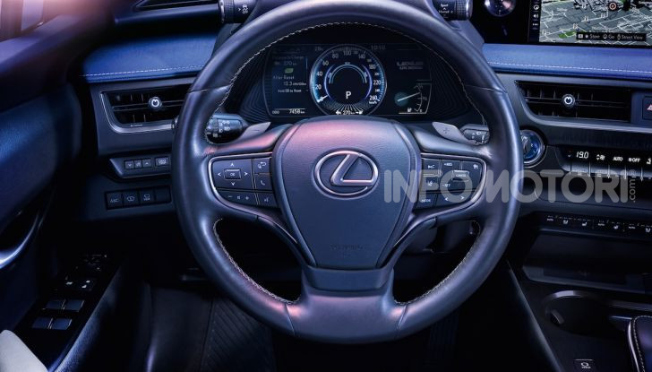 Lexus UX 300e: il SUV elettrico che non c’era - Foto 14 di 47