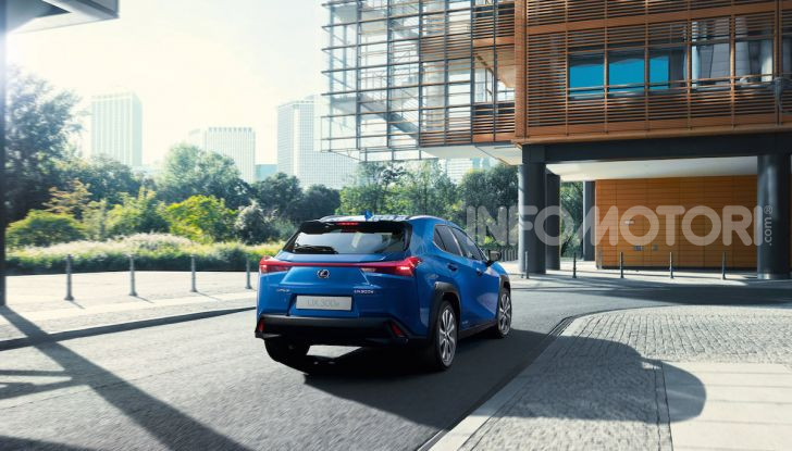 Lexus UX 300e: il SUV elettrico che non c’era - Foto 3 di 47