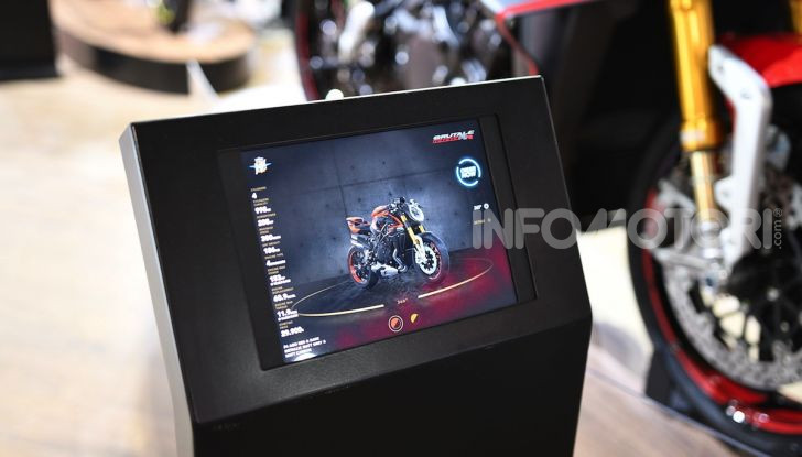 [VIDEO] Il presente e il futuro di MV Agusta a EICMA 2019 - Foto 3 di 29