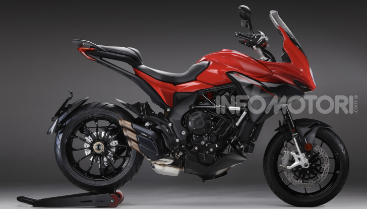 [VIDEO] Il presente e il futuro di MV Agusta a EICMA 2019 - Foto 14 di 29