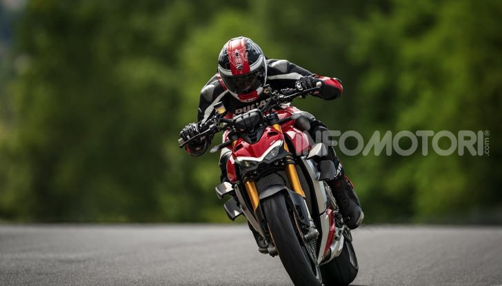 Ducati Streetfighter V4 e V4S: le super-naked da 208 cavalli in stile Panigale - Foto 20 di 40