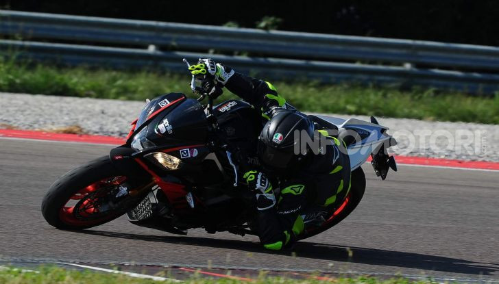 Prova in pista Michelin Power Cup Evo: facile e versatile, non solo per la pista - Foto 12 di 44