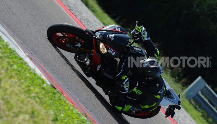 Prova in pista Michelin Power Cup Evo: facile e versatile, non solo per la pista - Foto 16 di 44