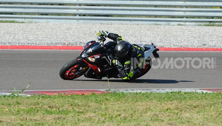Prova in pista Michelin Power Cup Evo: facile e versatile, non solo per la pista - Foto 28 di 44