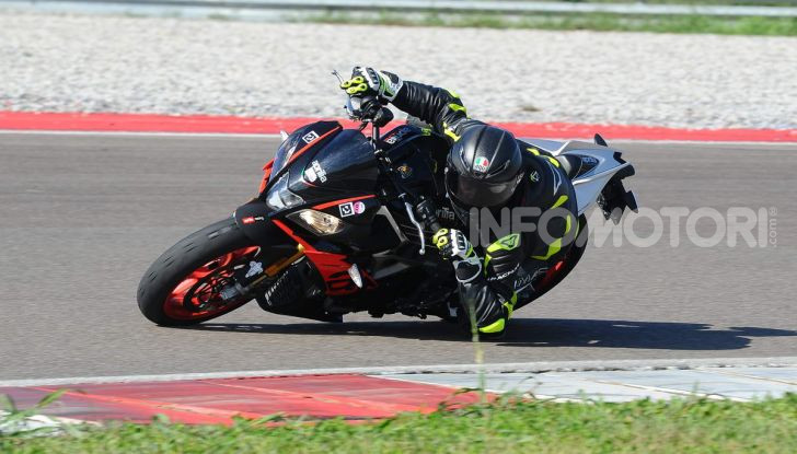 Prova in pista Michelin Power Cup Evo: facile e versatile, non solo per la pista - Foto 42 di 44