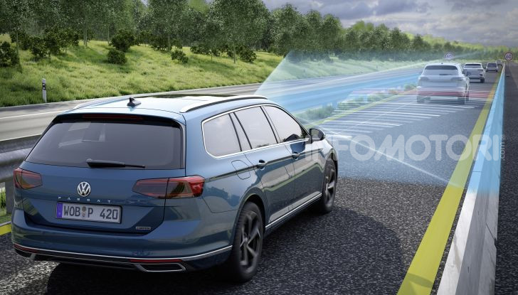 Nuova Volkswagen Passat 2020 prova su strada, versioni e prezzi - Foto 10 di 19