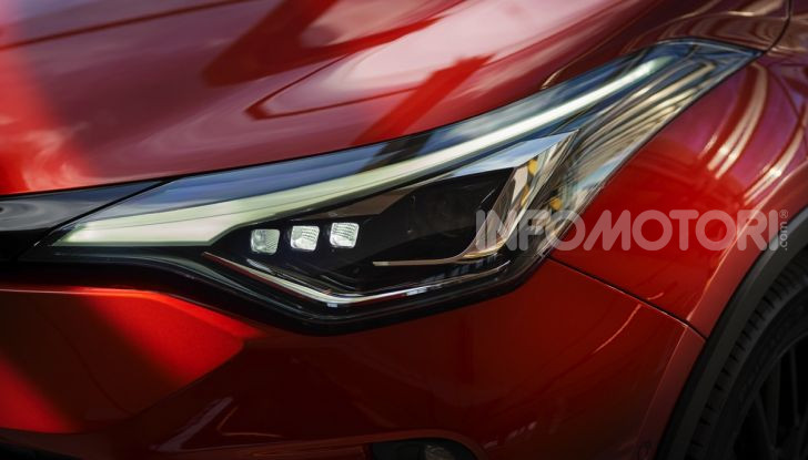 [VIDEO] Prova Nuovo Toyota C-HR MY2020: una ventata di freschezza - Foto 16 di 36