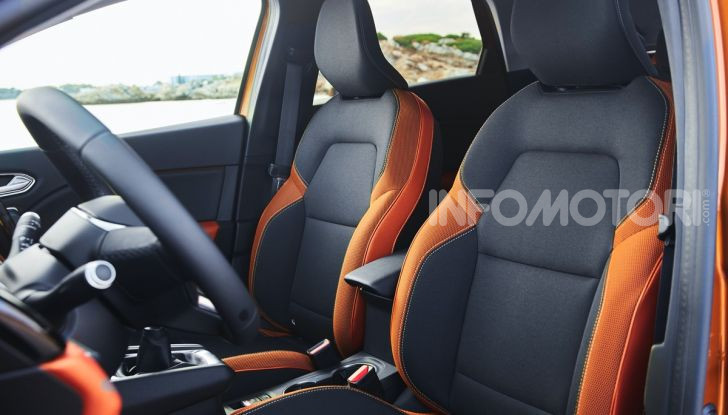 [VIDEO] Prova Renault Captur 2020: la piccola SUV è cresciuta - Foto 30 di 49