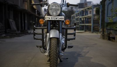 Royal Enfield porta a EICMA tradizone e passione per il custom