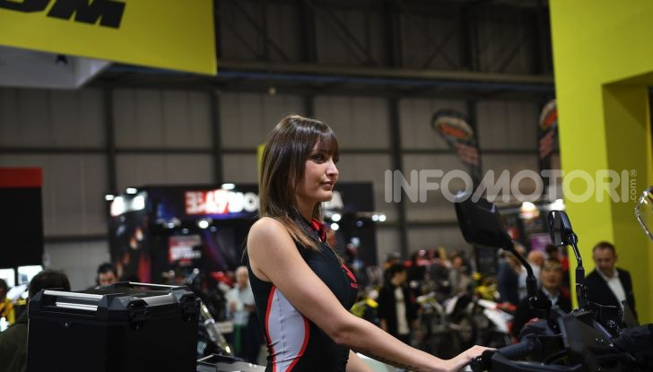 [VIDEO] Suzuki presenta a EICMA la nuova V-STROM 1050 - Foto 17 di 18