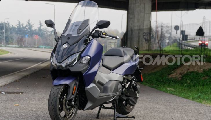 Prova SYM Maxsym TL 500, il maxi bicilindrico “non estremo” che mancava - Foto 1 di 28