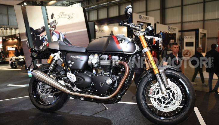 Triumph Thruxton RS 2020: l’iconica cafè racer si evolve in chiave moderna - Foto 2 di 33