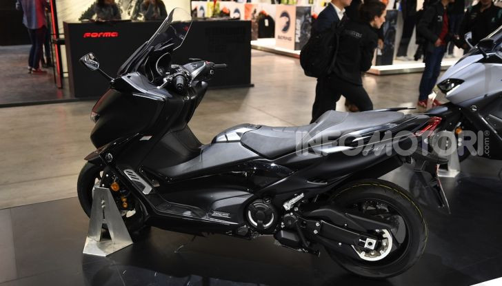 [VIDEO] Yamaha: Tracer 700 e TMAX si prendono la ribalta a EICMA 2019 - Foto 3 di 30