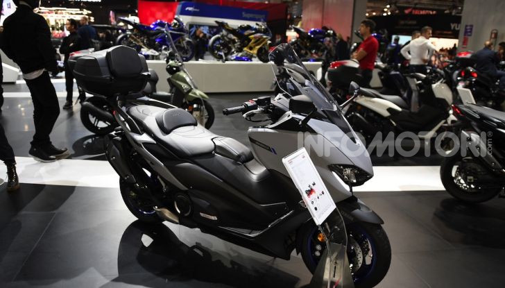 [VIDEO] Yamaha: Tracer 700 e TMAX si prendono la ribalta a EICMA 2019 - Foto 7 di 30