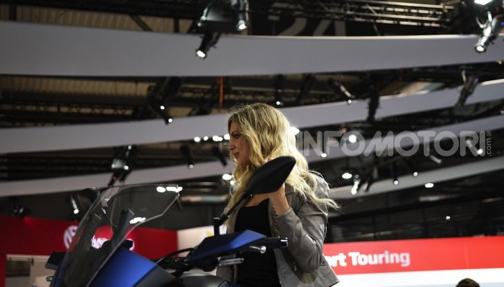 [VIDEO] Yamaha: Tracer 700 e TMAX si prendono la ribalta a EICMA 2019 - Foto 11 di 30