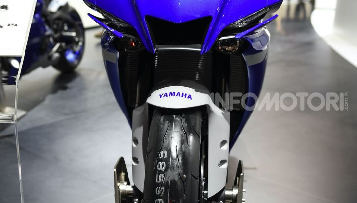 [VIDEO] Yamaha: Tracer 700 e TMAX si prendono la ribalta a EICMA 2019 - Foto 26 di 30