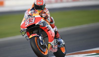 MotoGP 2019, GP di Valencia: Marquez chiude la stagione con la 12esima vittoria dell’anno davanti a Quartararo