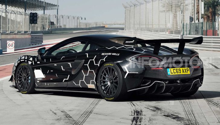 McLaren 620R Limited edition