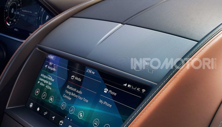 Jaguar F-Type 2020: più affilata, moderna e potente - Foto 11 di 16