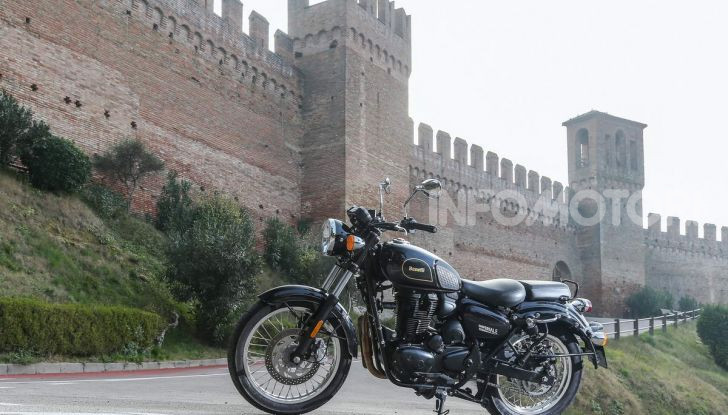 Prova in anteprima Benelli Imperiale 400, caratteristiche e prezzo - Foto 39 di 66