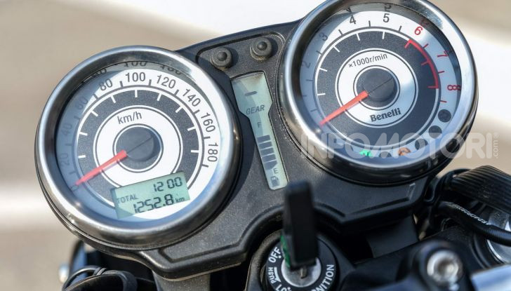 Prova in anteprima Benelli Imperiale 400, caratteristiche e prezzo - Foto 62 di 66