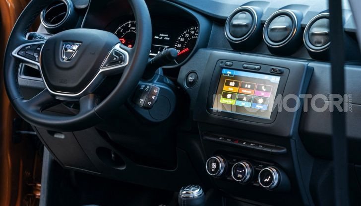 Dacia Duster MY2021: il SUV “low-cost”con prezzi da 12.600 Euro - Foto 10 di 45