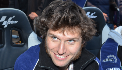 Guy Martin come Steve McQueen: replica il salto de “La grande fuga”