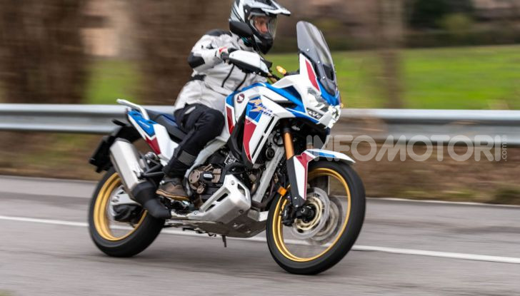 Prova Honda Africa Twin 1100 DCT Adventure Sports 2020: caratteristiche e prezzo - Foto 6 di 63