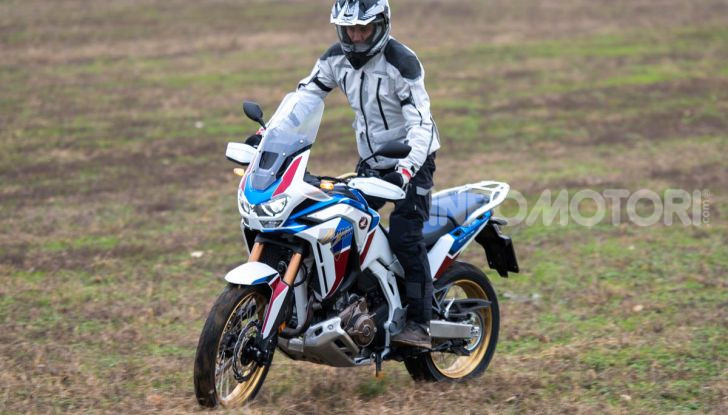 Prova Honda Africa Twin 1100 DCT Adventure Sports 2020: caratteristiche e prezzo - Foto 14 di 63