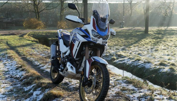 Prova Honda Africa Twin 1100 DCT Adventure Sports 2020: caratteristiche e prezzo - Foto 24 di 63
