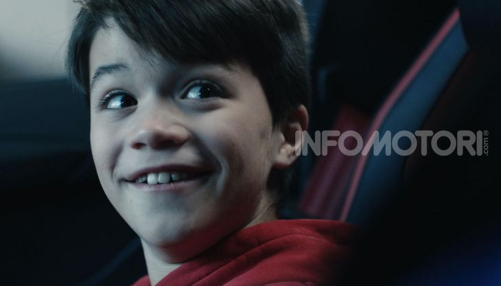 Lamborghini Aventador, il regalo di natale per padre e figlio appassionati - Foto 9 di 20