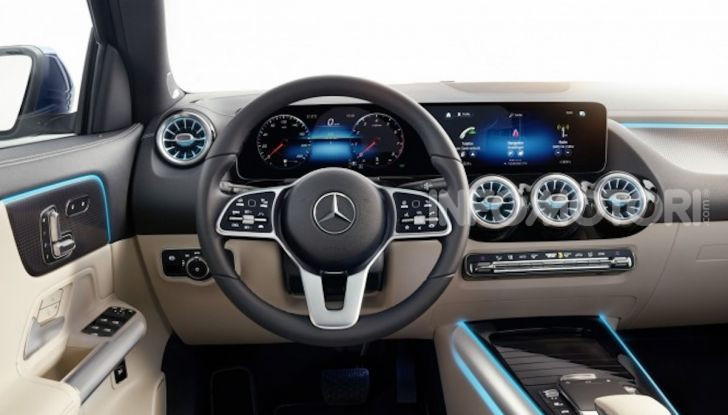 Nuova Mercedes GLA 2020: più spazio e sicurezza - Foto 2 di 19