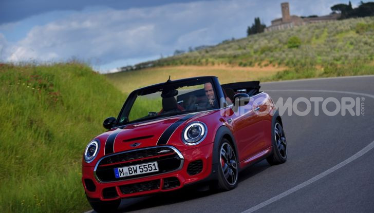 [VIDEO] Prova MINI John Cooper Works: piccola cabrio da 231CV! - Foto 16 di 37