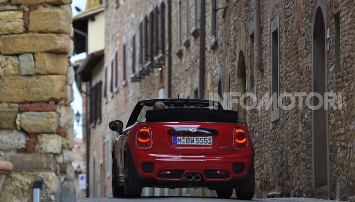 [VIDEO] Prova MINI John Cooper Works: piccola cabrio da 231CV! - Foto 23 di 37