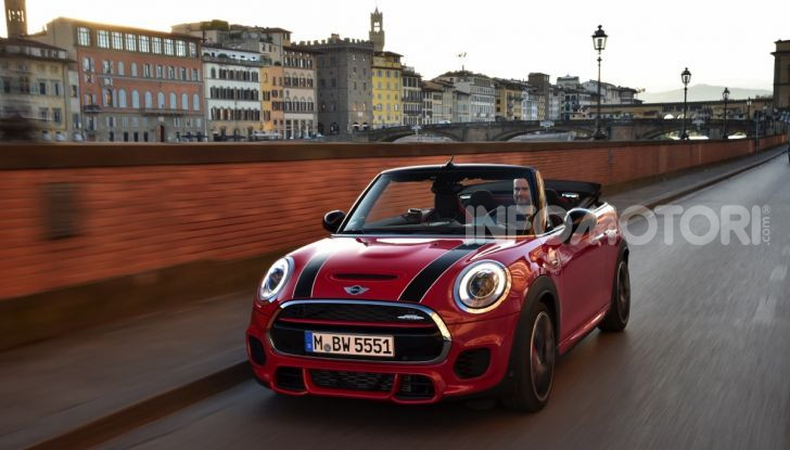[VIDEO] Prova MINI John Cooper Works: piccola cabrio da 231CV! - Foto 31 di 37