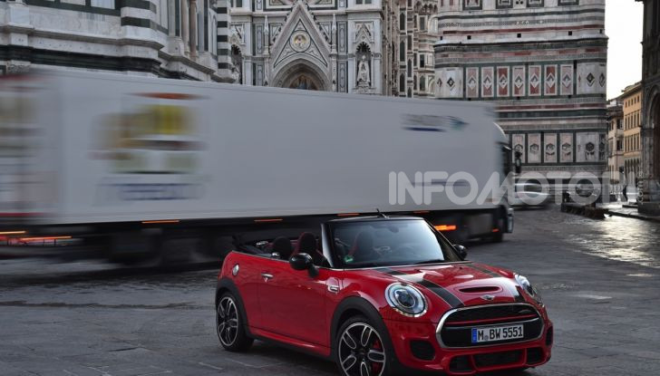 [VIDEO] Prova MINI John Cooper Works: piccola cabrio da 231CV! - Foto 32 di 37