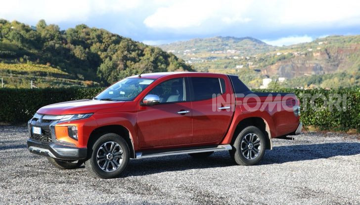 [VIDEO] Prova nuova Mitsubishi L200: il pickup veste da SUV per il 2020 - Foto 17 di 41