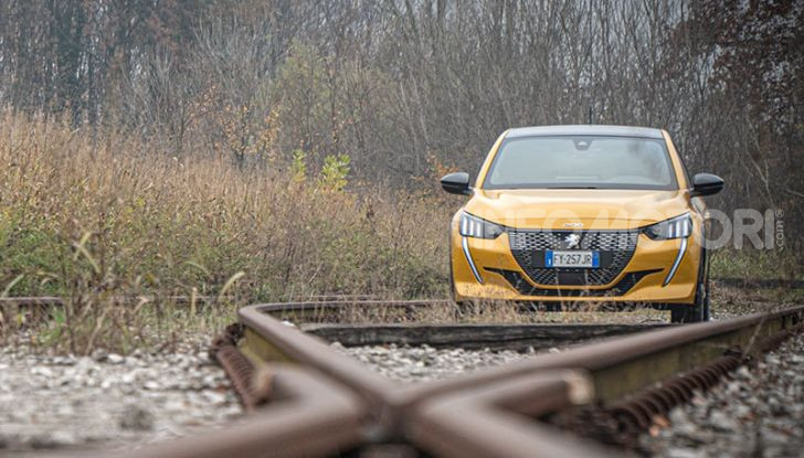 [VIDEO] Prova nuova Peugeot 208 GT Line 2020: la più bella del reame! - Foto 3 di 26