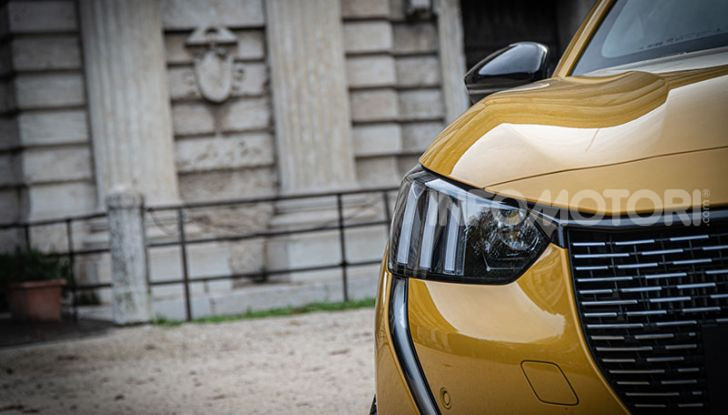 [VIDEO] Prova nuova Peugeot 208 GT Line 2020: la più bella del reame! - Foto 5 di 26