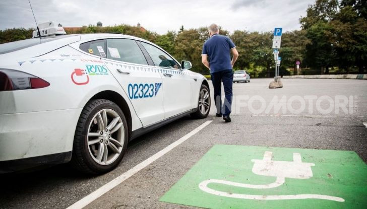 taxi ricarica wireless