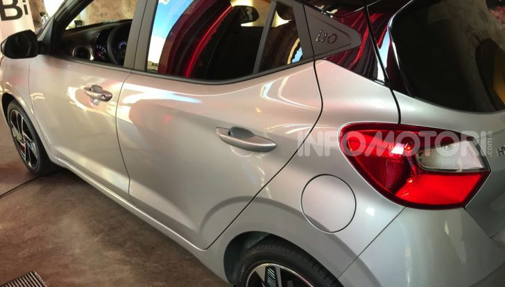 [VIDEO] Nuova Hyundai i10 2020: la compatta coreana che pensa in grande - Foto 3 di 15