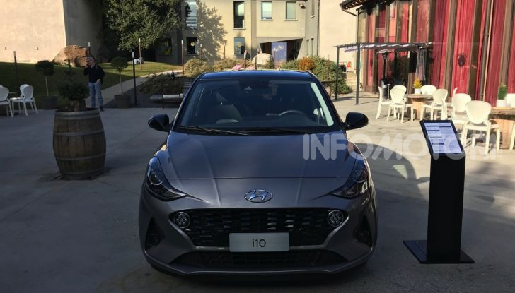 [VIDEO] Nuova Hyundai i10 2020: la compatta coreana che pensa in grande - Foto 2 di 15