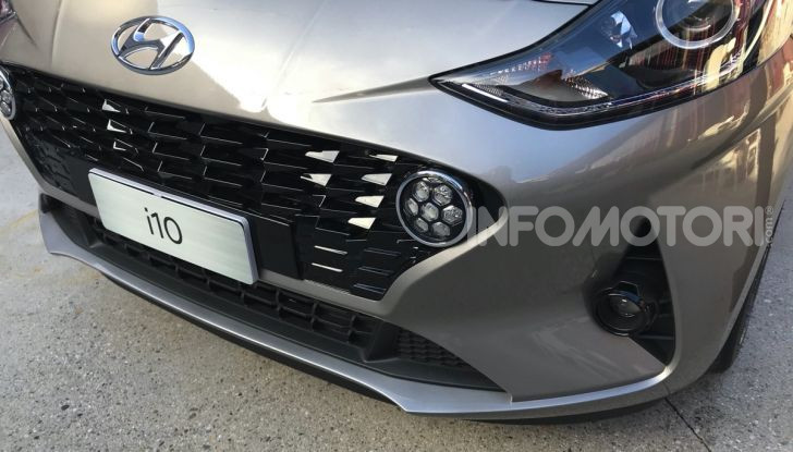 [VIDEO] Nuova Hyundai i10 2020: la compatta coreana che pensa in grande - Foto 12 di 15
