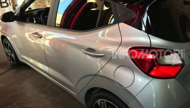 [VIDEO] Nuova Hyundai i10 2020: la compatta coreana che pensa in grande - Foto 10 di 15